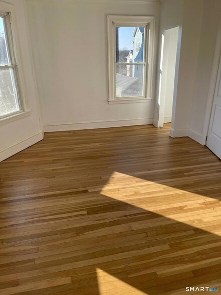 Building Photo - 69 Kimball Dr