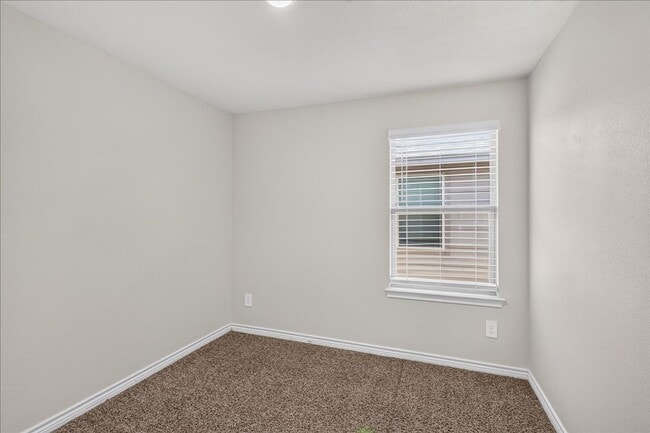 Building Photo - 2334 Restful Ln