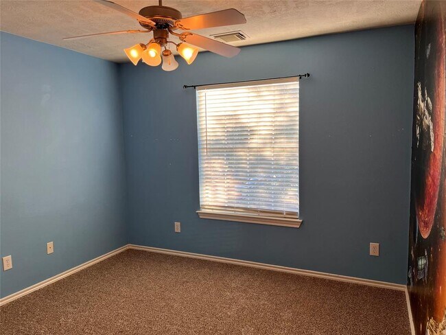 Building Photo - 11910 Great Basin Ct