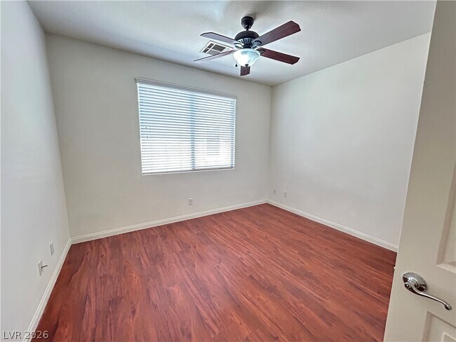 Building Photo - 1030 Via Nandina Pl