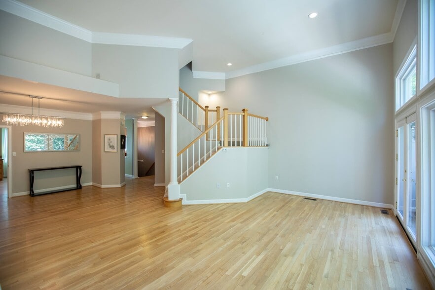 Family Room - 4006 Dogberry Ln