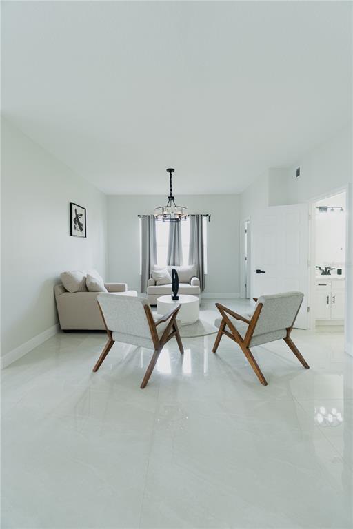 Building Photo - 1014 Corvina Dr