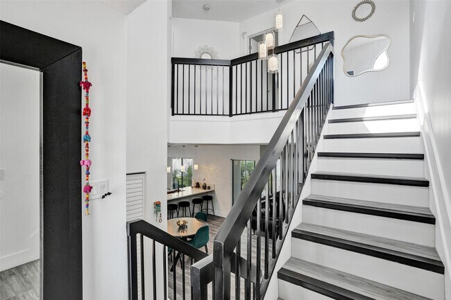 Building Photo - 3633 NW 6th St