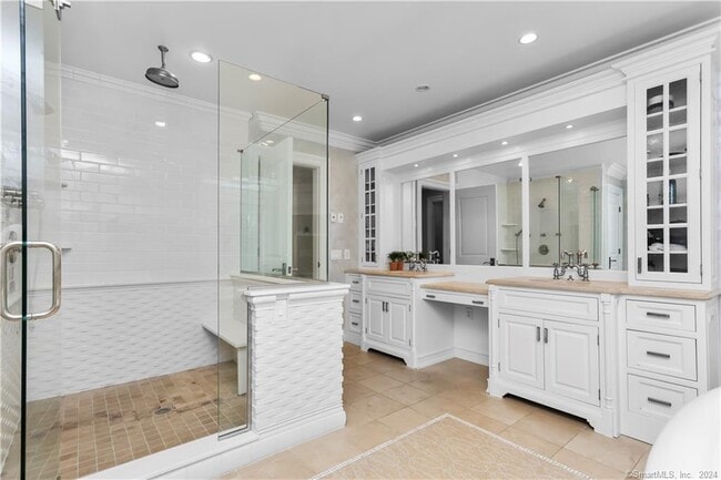 Building Photo - 46 Burr Farms Rd