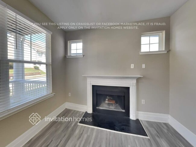 Building Photo - 1808 Laurel Green Way