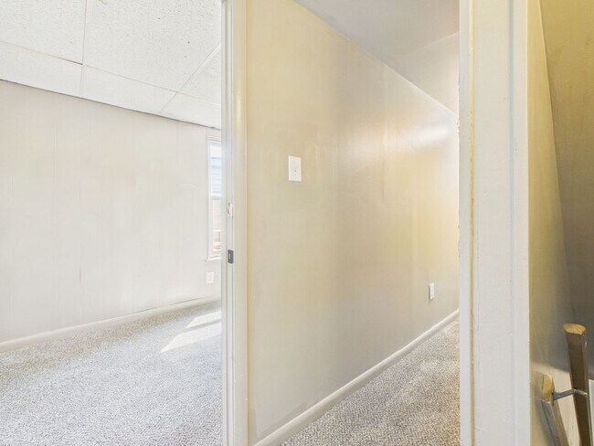 Building Photo - 4 Bedroom Single Family Home in Steelton