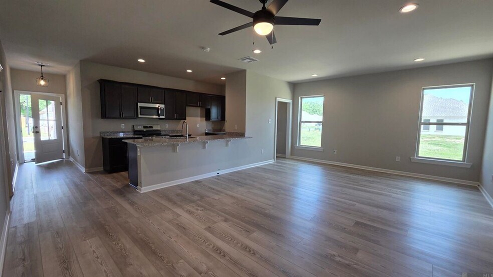 Building Photo - 25662 Tarver Dr