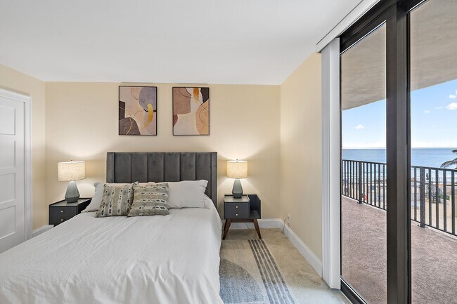 Building Photo - 3610 S Ocean Blvd