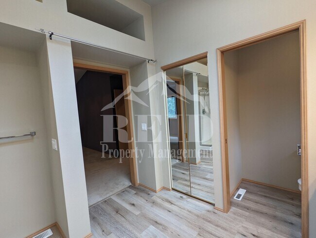 Building Photo - 7027 Killeen Pl SW