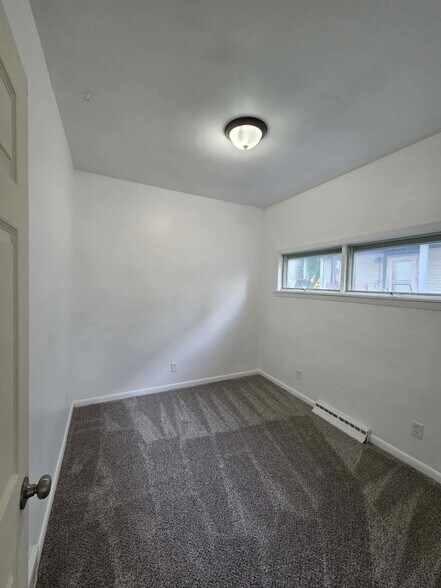 Building Photo - 1021 Clara Ave
