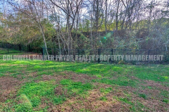 Building Photo - 9618 Shooting Star Cir