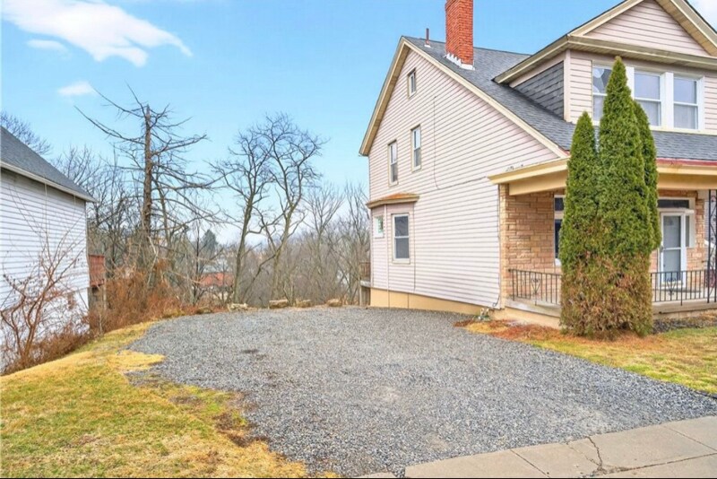 Building Photo - 120 Bronx Ave