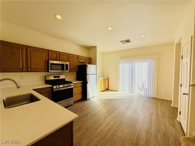 Building Photo - 11156 S Abbeyfield Rose Dr