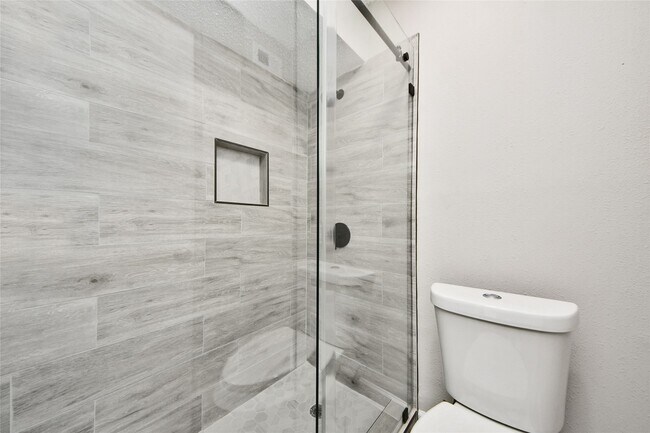 Building Photo - 781 Country Pl Dr