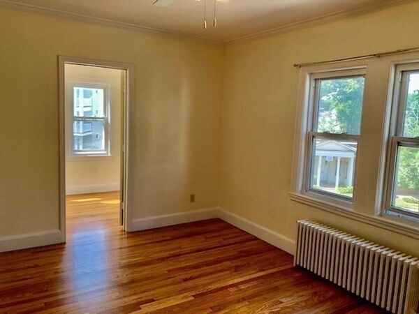 Building Photo - 12 Pinehurst St