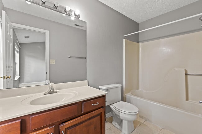 Building Photo - 403 Windfield Pl