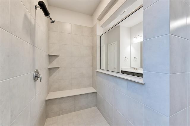 Building Photo - 2021 Meliana Dr