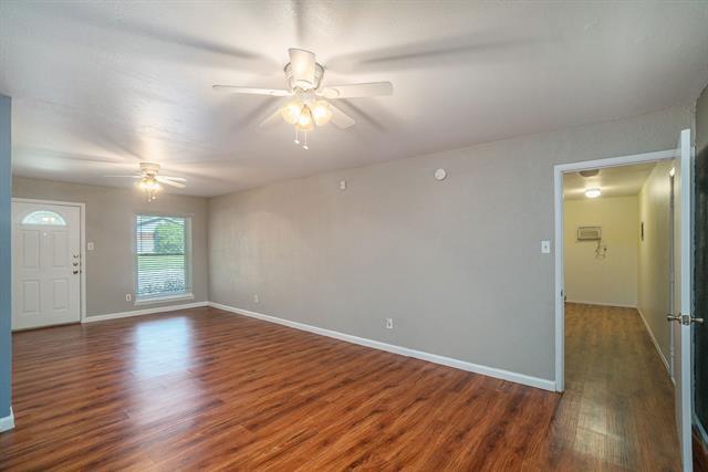 Building Photo - 1202 Crane Dr