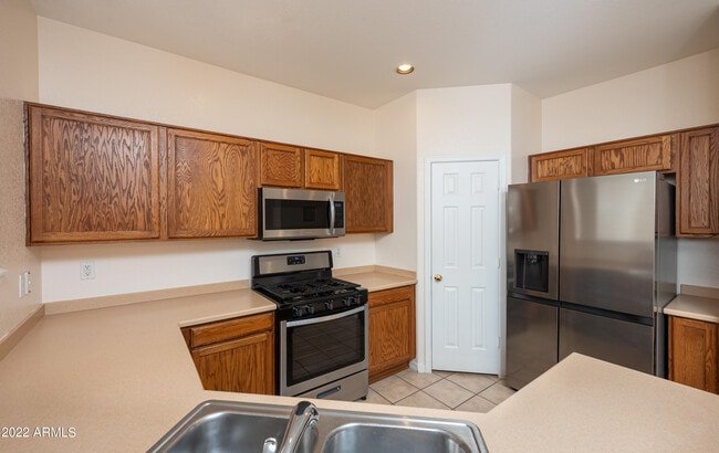 Building Photo - 7030 S 30th St