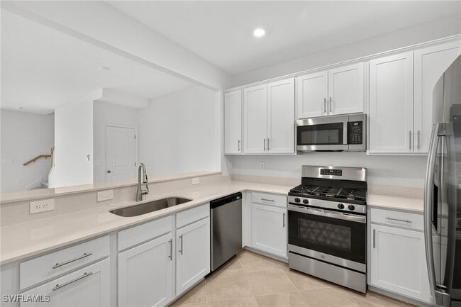 Building Photo - 14995 White Pearl Rd