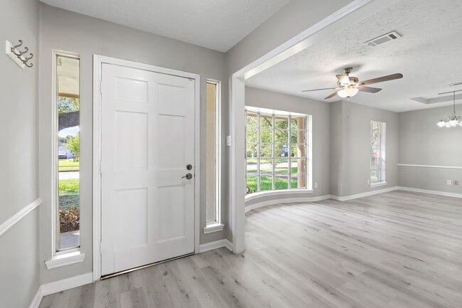 Building Photo - 13542 Wimbledon Dr