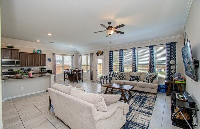 Building Photo - 5126 Victory Shores Ln