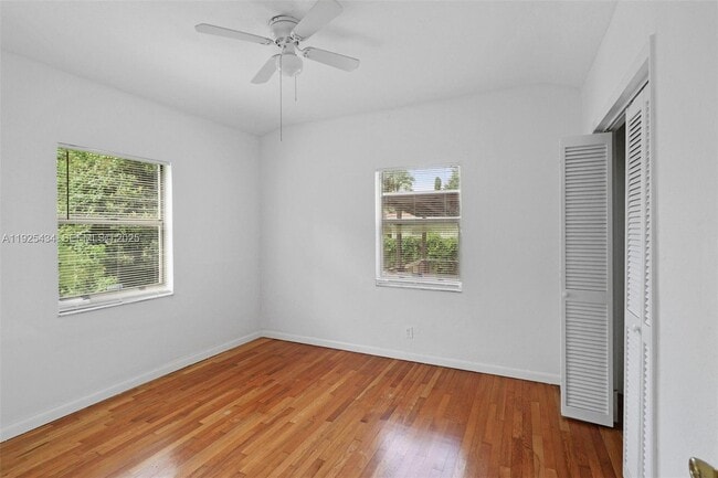 Building Photo - 4630 SW 13th Terrace