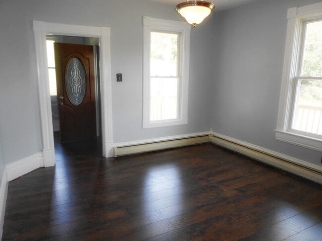 Building Photo - 121 Brady Rd