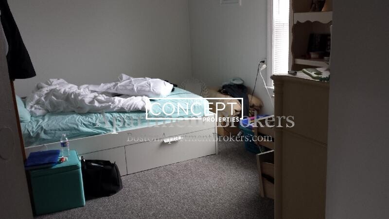 Building Photo - 26 Union St