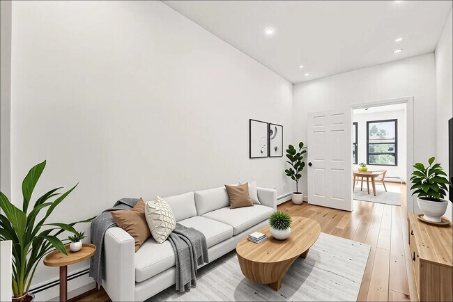 Primary Photo - 138 Leonard St