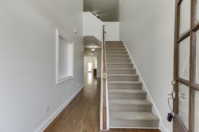 Building Photo - 6925 Fellowship Ln