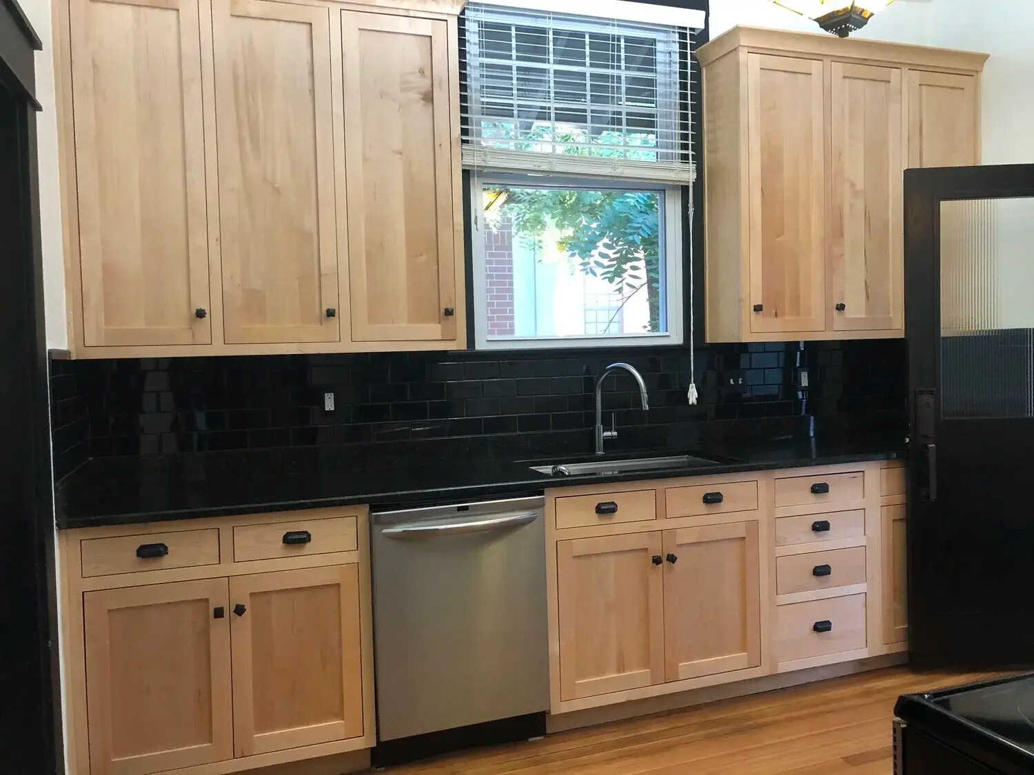 Building Photo - 629 N College Ave