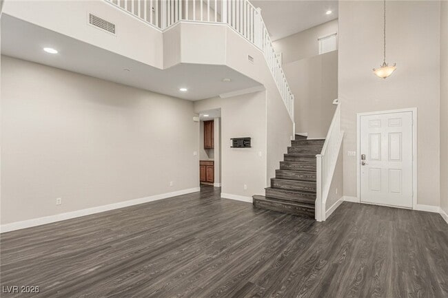 Building Photo - 788 Forest Peak St