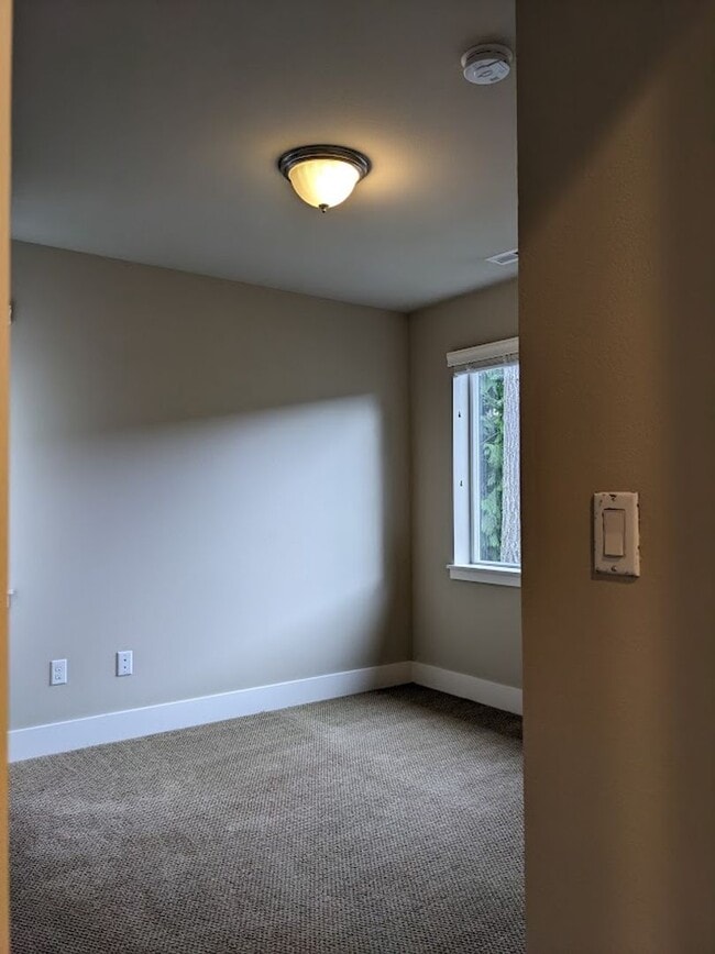 Building Photo - Timber Creek 4 Bedroom Home