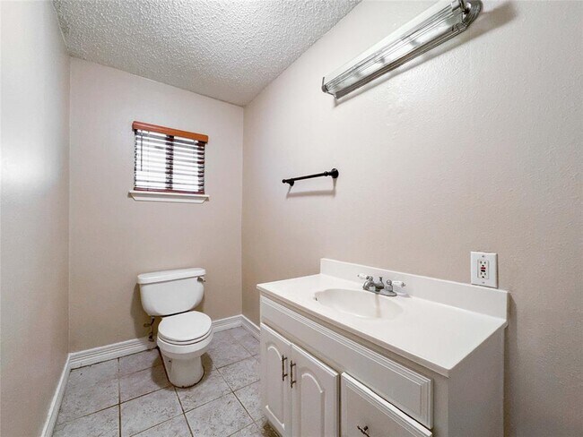 Building Photo - 3709 Joe Dr
