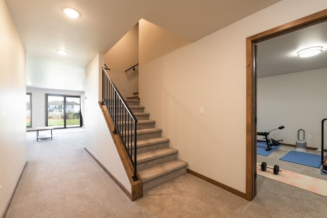 Building Photo - Beautiful Single Family Home in North Bismarck