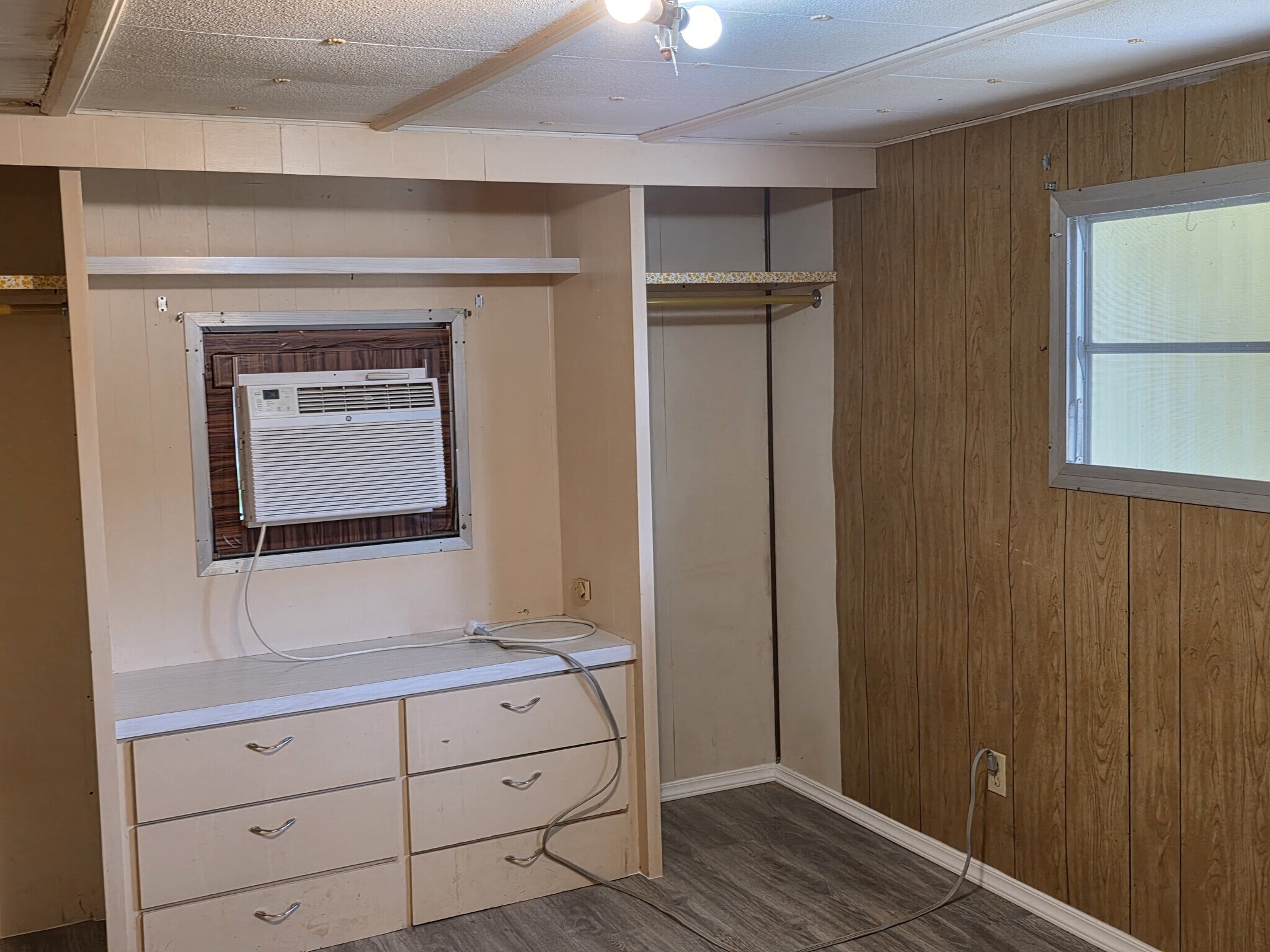 Building Photo - 226 Lamplighter Ln
