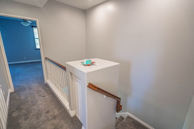Building Photo - COMING SOON! Village Walk 2 Bedroom for Re...