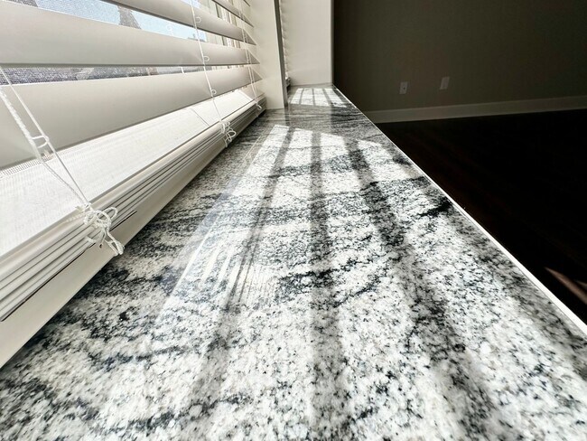 Building Photo - Modern Living with a Touch of Historic Charm