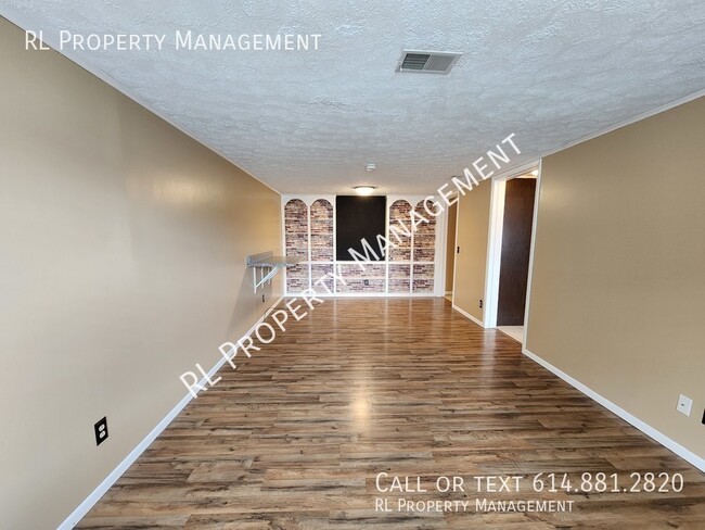 Building Photo - COMING SOON! -1 bedroom 1 bathroom apartme...