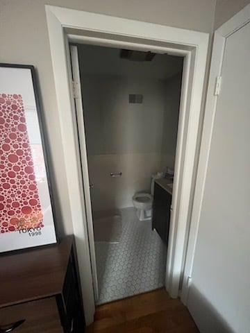 Building Photo - 901 W Dakin St