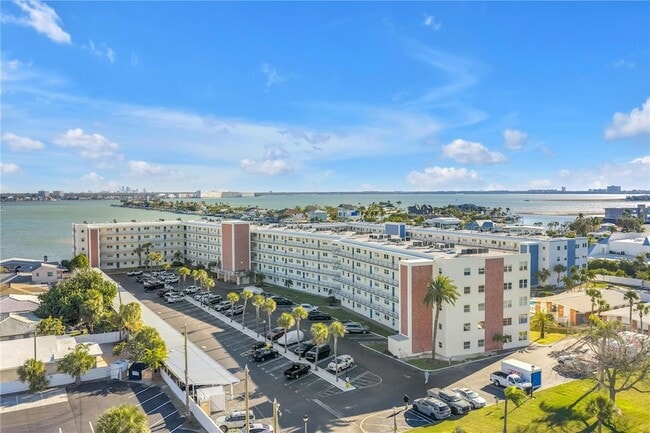 Building Photo - 5575 Gulf Blvd