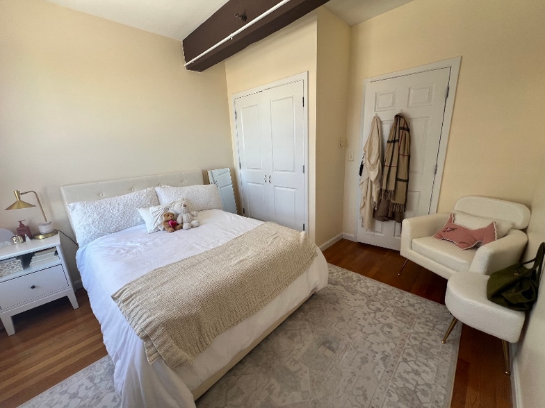 Building Photo - 12 Stoneholm St