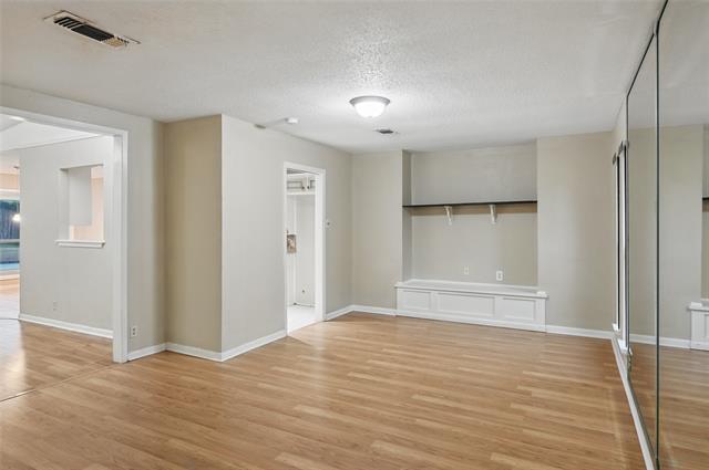 Building Photo - 1425 Wreyhill Dr