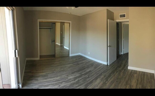 Building Photo - 4711 Aftonshire Dr