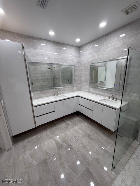 Building Photo - 12505 Stone Valley Loop