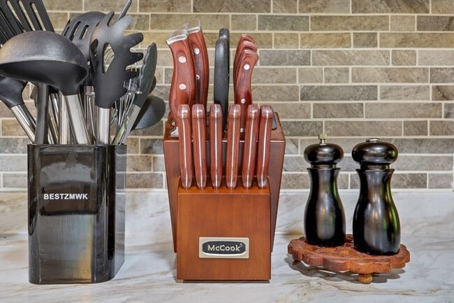 Building Photo - 166 Nantahala Pass Rd