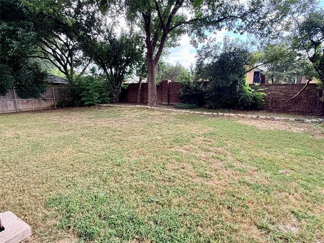 Building Photo - 2229 Chasefield Dr