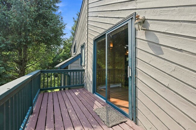 Building Photo - 28248 Harebell Ln
