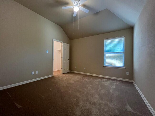 Building Photo - 3914 Remington Rd